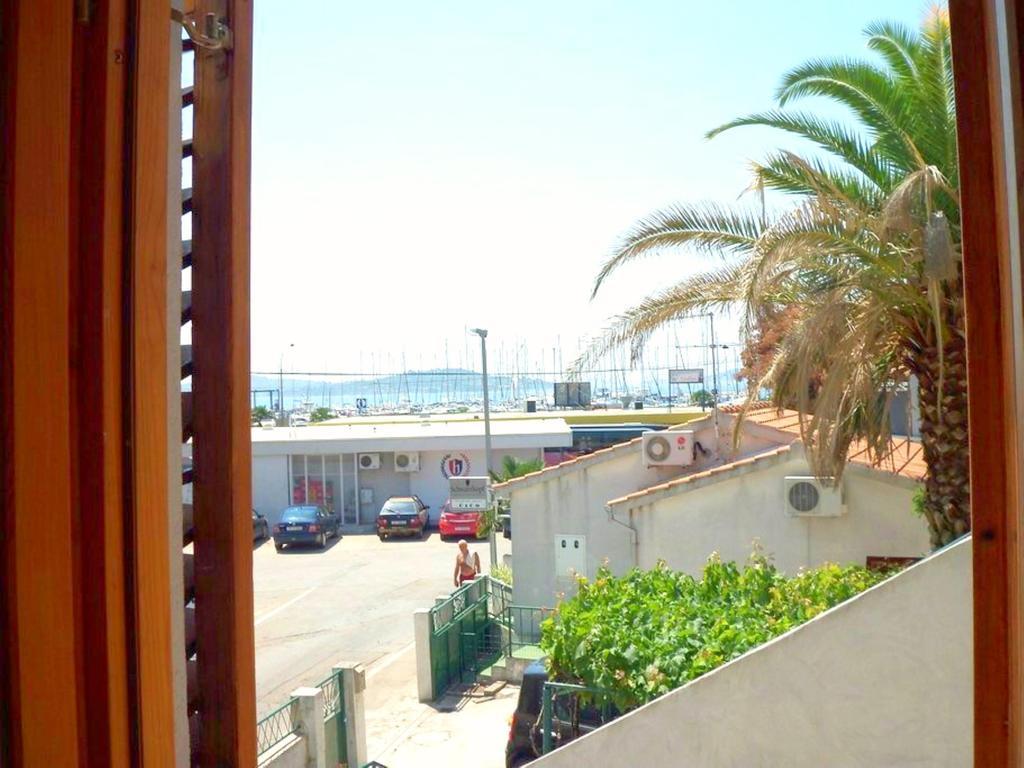 Apartment Center Marija Водице Экстерьер фото