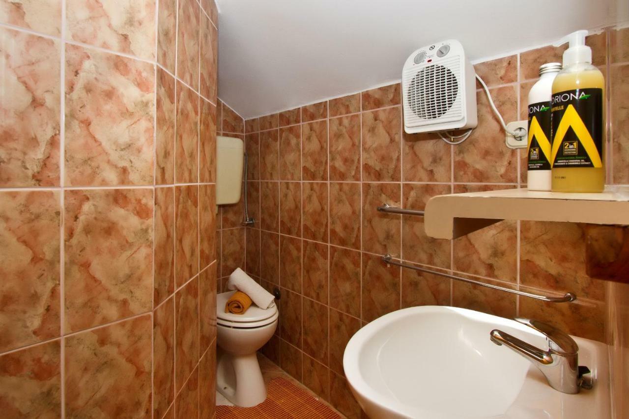 Apartment Center Marija Водице Экстерьер фото
