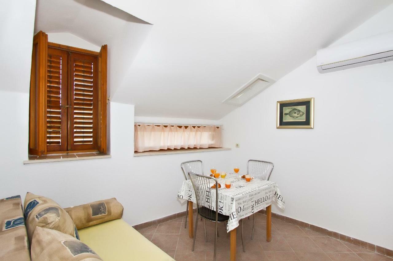 Apartment Center Marija Водице Экстерьер фото