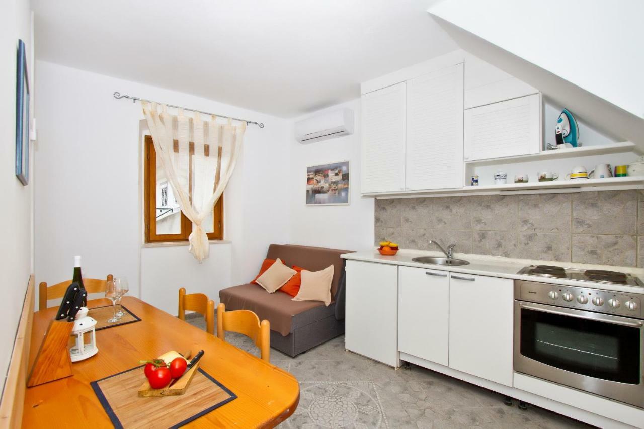 Apartment Center Marija Водице Экстерьер фото